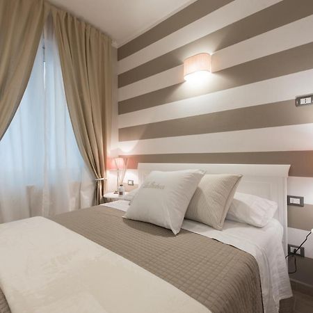 ラ・スペツィア La Bonheur, Terre Marine Bed & Breakfast エクステリア 写真